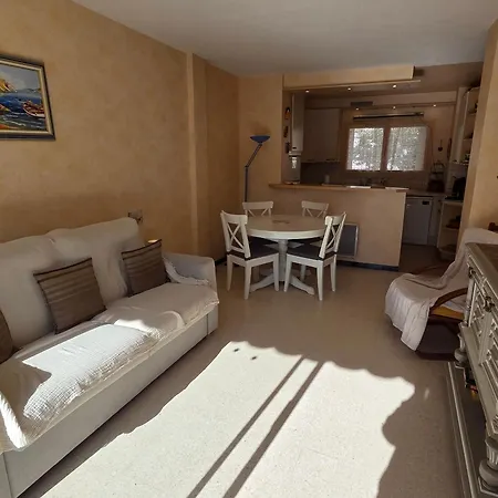 Climatise Centre-ville, Vue - 4 Pers. Sainte-Maxime
