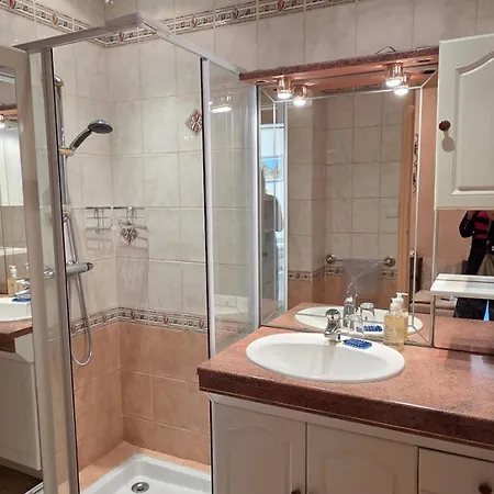 Apartment Climatise Centre-ville, Vue - 4 Pers. Sainte-Maxime
